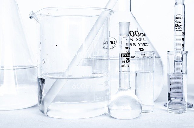 ¿Es correcto hacer pruebas o «experimentar» en Facebook Ads con un cliente?