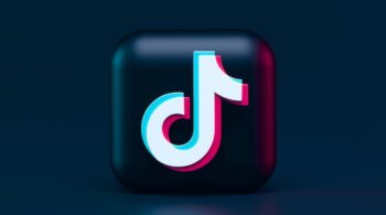 normas de tiktok ads sobre medios sinteticos