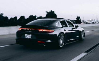 Similitudes entre los estándares de calidad o seguridad automotriz y el SEO